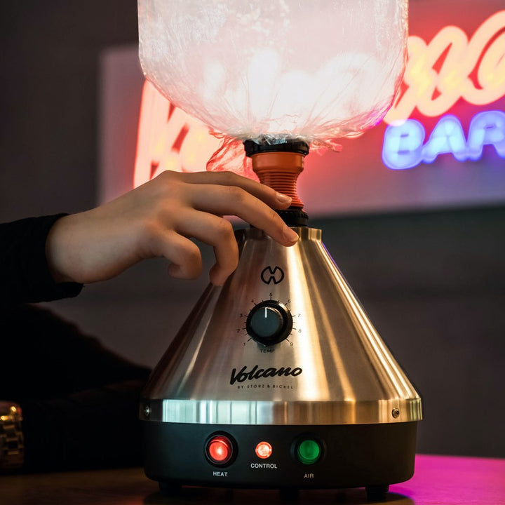 Storz and bickel Volcano classic silver with bag neon sign